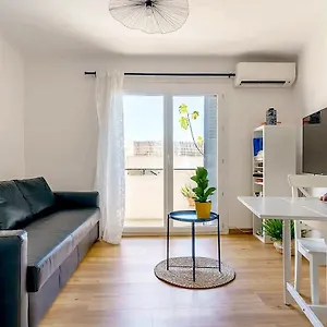 Apartment Escale St Charles - 150m De La Gare, Vue Sur Notre-dame De La Garde, Marseille